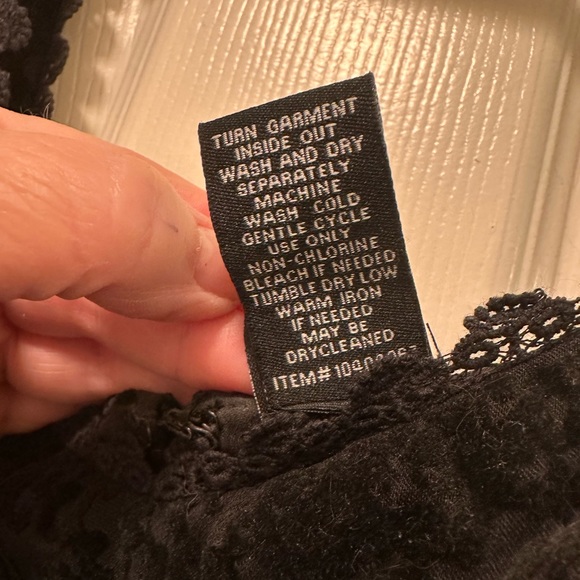 Hot Topic dress, super cute on, heavyweight velvety material - Picture 5 of 8